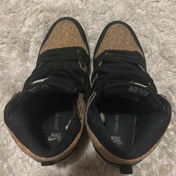 Nike Dunk - Picture 5 of 7